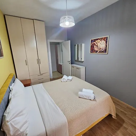 Szálloda My *